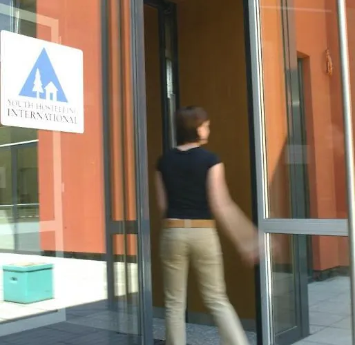 ユース シティ *