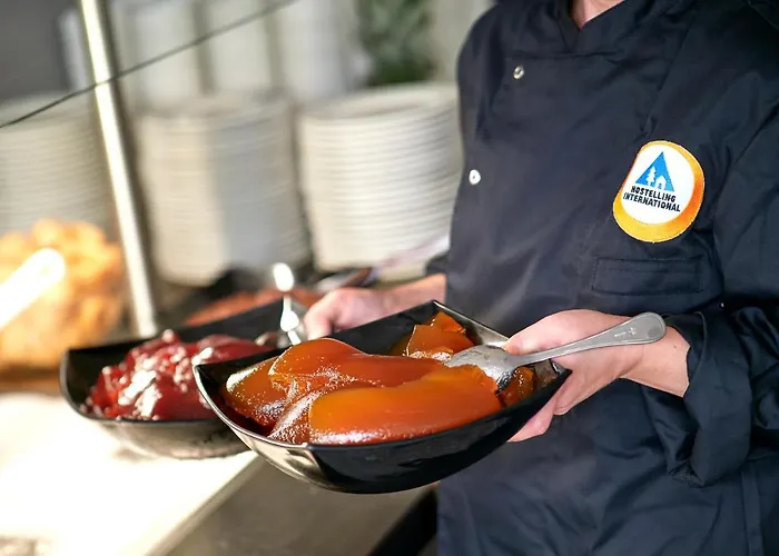 ユース シティ *